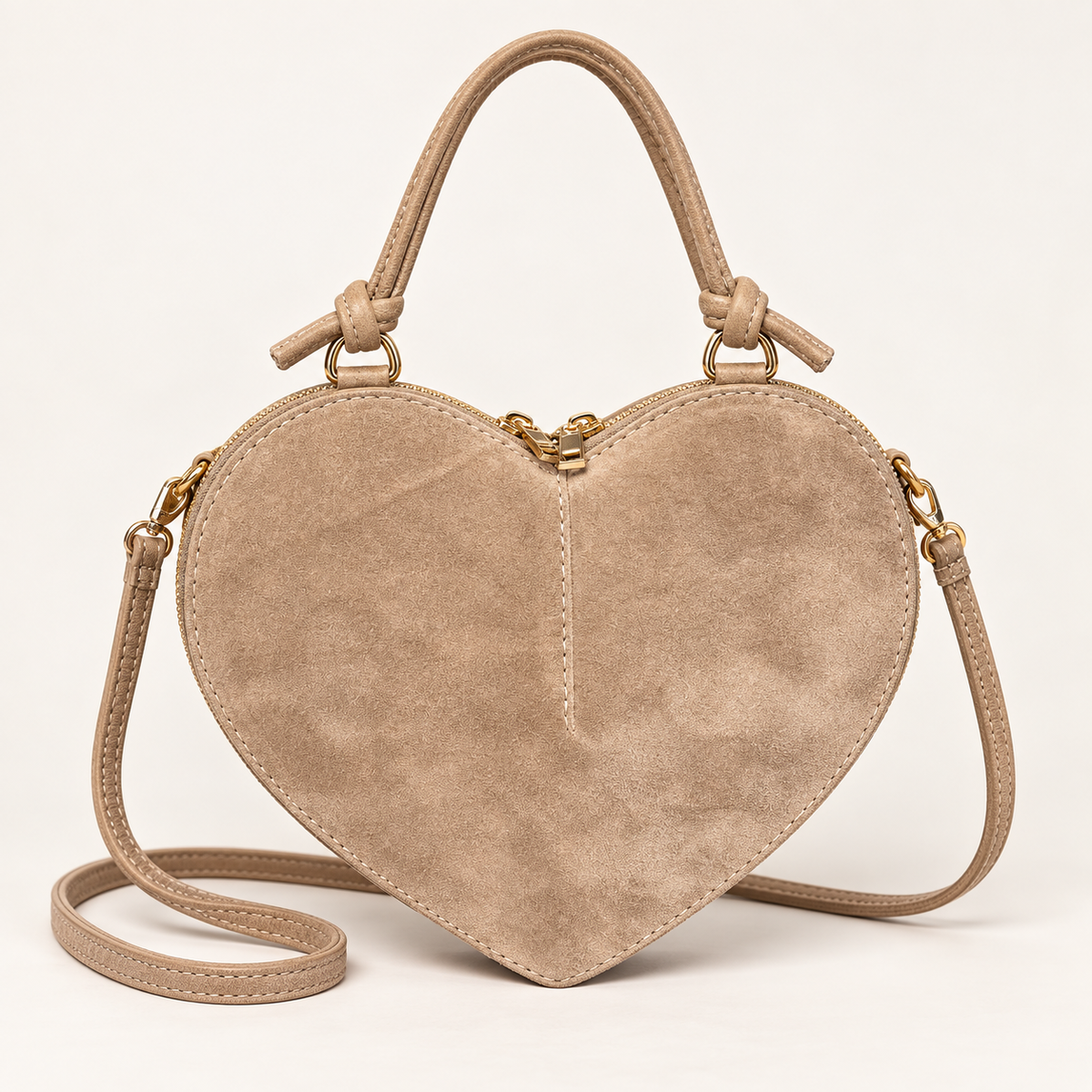 Wildledertasche in Herzform