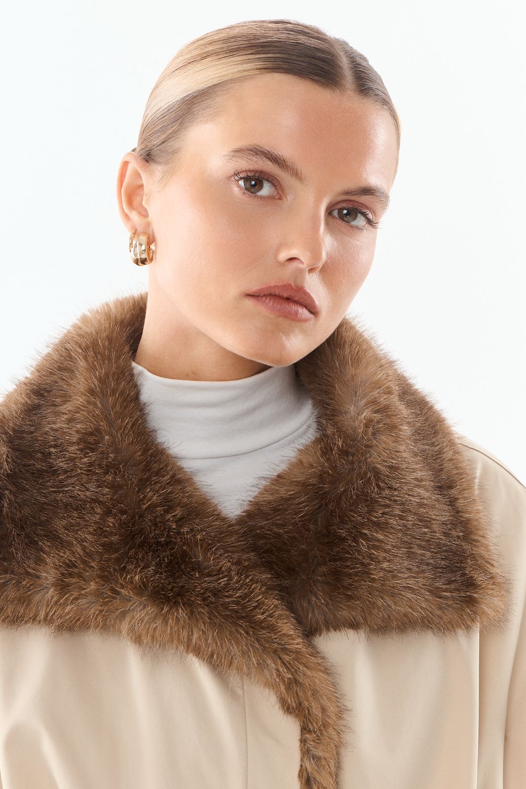 Brandy Trench Jacke Faux Fur