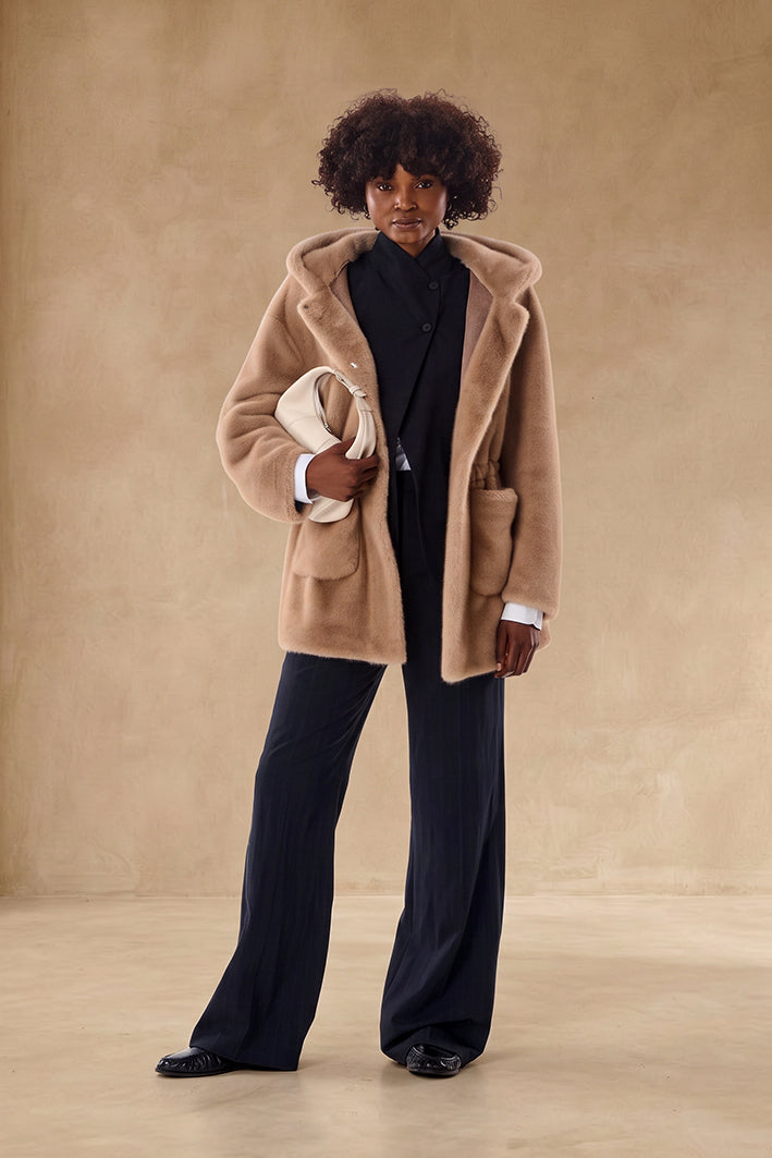 Cheryl Faux Fur Jacke mit Kaputze