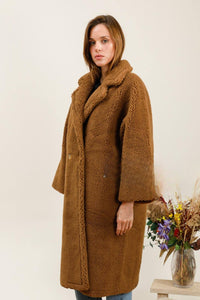 Langer Teddy Mantel mit Wildleder-Innenfutter