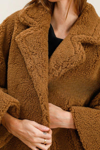 Langer Teddy Mantel mit Wildleder-Innenfutter