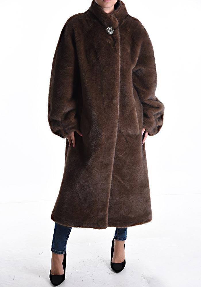 Kunstfell Mantel mit Brosche