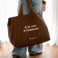 A la vie a l'amour Leo Shopper