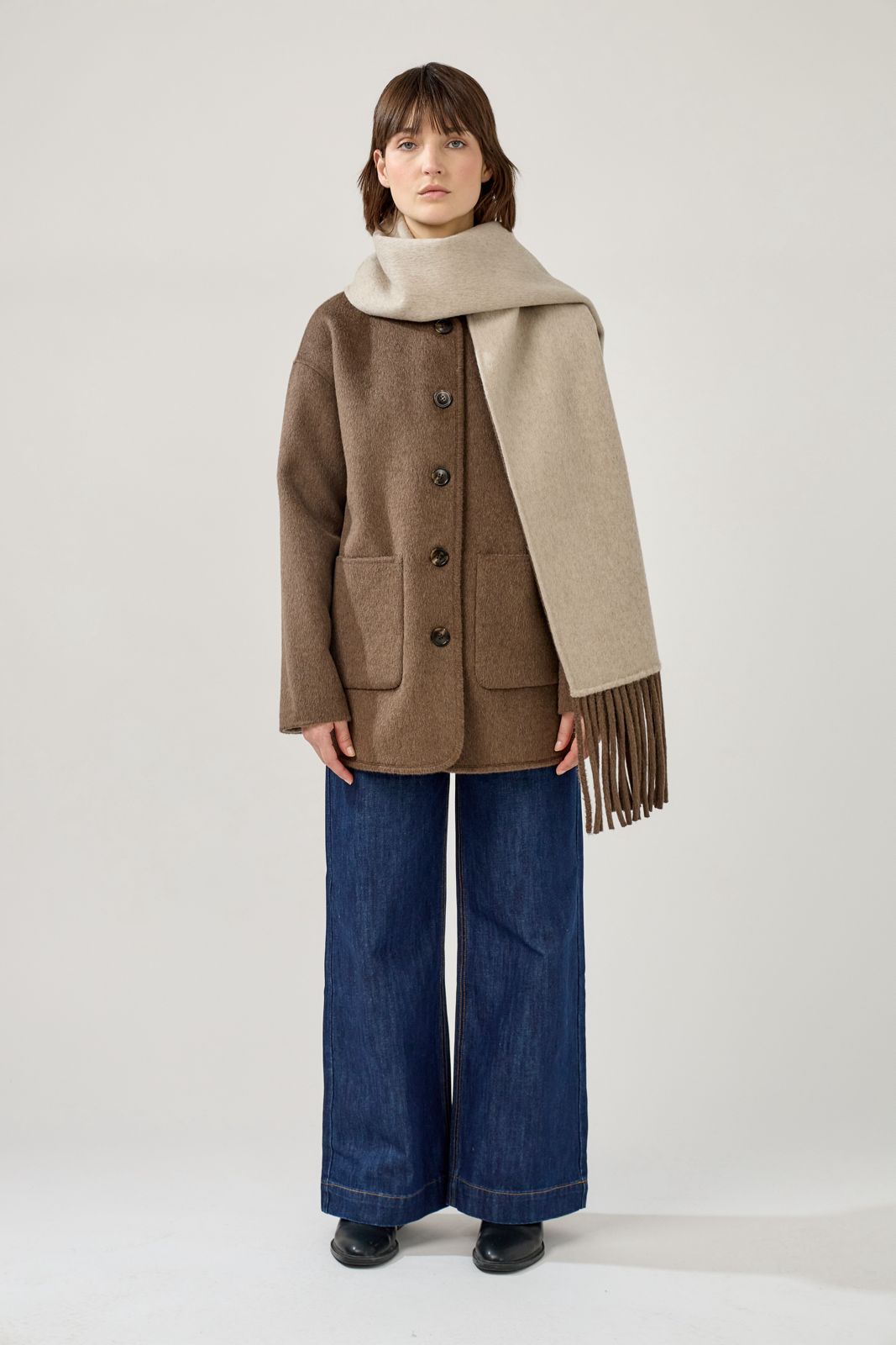 Oversize Wolljacke mit Schal