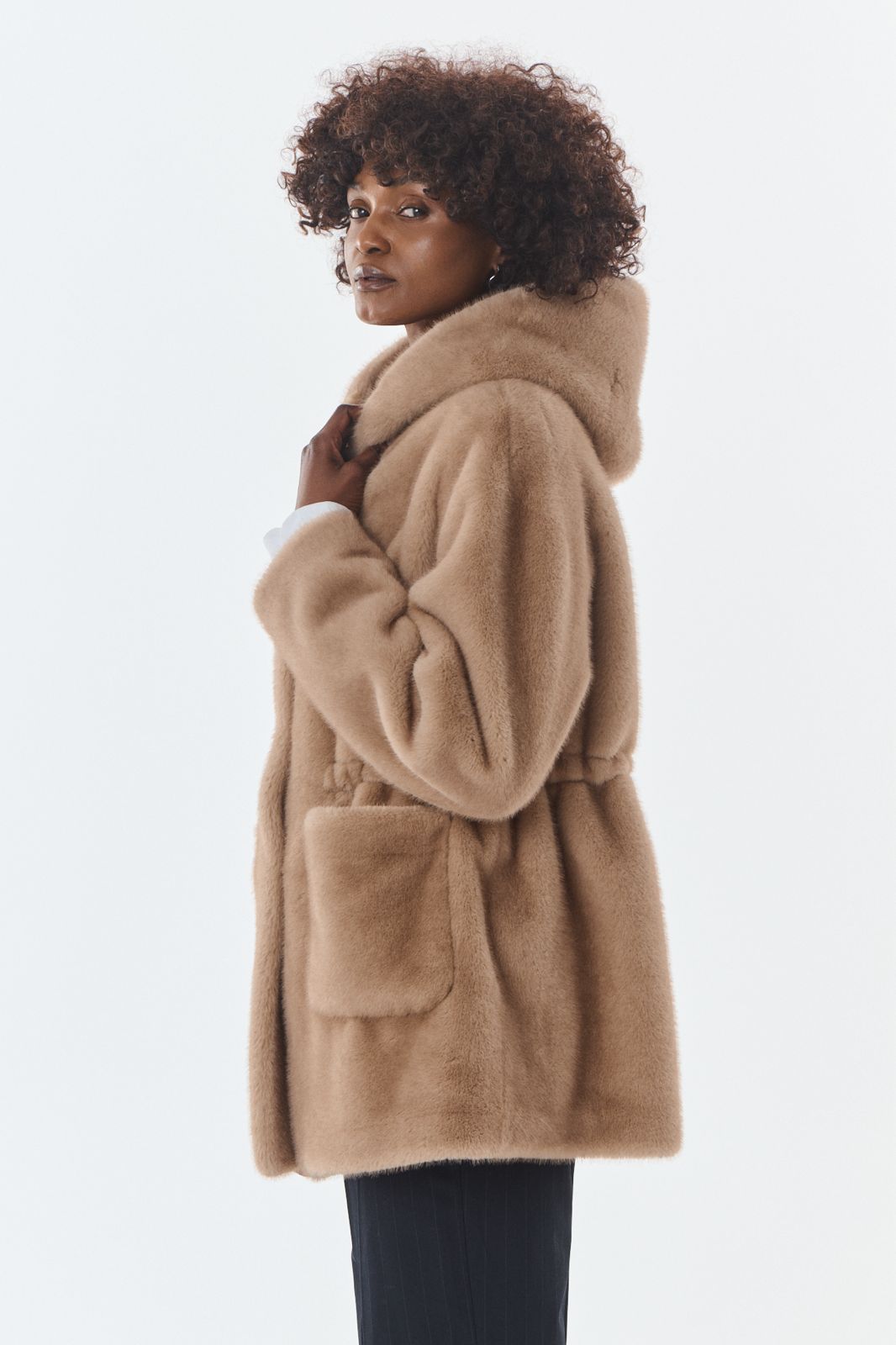 Cheryl Faux Fur Jacke mit Kaputze