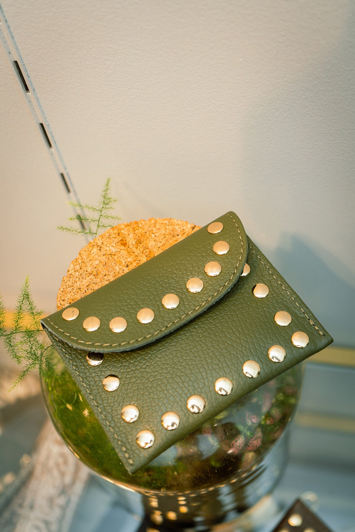 Lederportemonnaie Leina mit Nieten