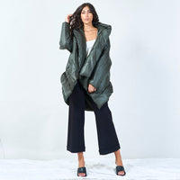 Oversized Pufuf Jacke mit besonderer Silhouette
